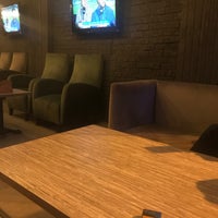Foto scattata a City Cafe &amp;amp; Restaurant da Mustafa E. il 8/9/2018