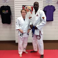6/3/2015에 Brandon V.님이 Karate International/Gracie Jiu-Jitsu of Elkin에서 찍은 사진