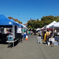 Alameda Farmers' Market  West End  Alameda, CA