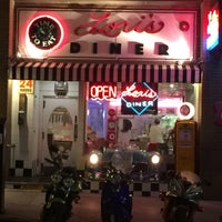 Photo taken at Lori&amp;#39;s Diner by Brian H. on 9/16/2016