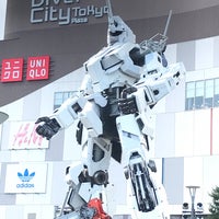 Photo taken at Gundam Front Tokyo by ぼむじぇい on 8/19/2017