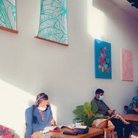 1/22/2021 tarihinde Dr.Moe.Ajziyaretçi tarafından Three Seeds Coffee'de çekilen fotoğraf
