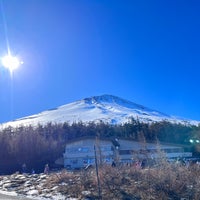 Photo taken at Mt. Fuji Yoshida 5th Station by Ya K. on 11/19/2023