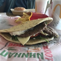 Photo taken at McDonald&amp;#39;s by Notya on 5/5/2019