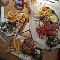 4/2/2015에 Tom님이 Burger &amp;amp; Lobster에서 찍은 사진