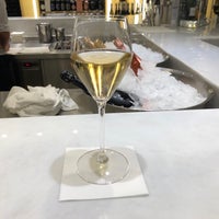 Photo taken at Moët &amp;amp; Chandon Champagnerbar by Christian P. on 7/6/2019