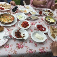 Photo taken at Alya Kir Bahcesi by Şeyda Ş. on 5/12/2017