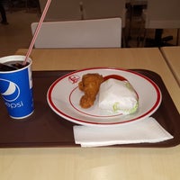 Photo taken at KFC by Gitoatm on 11/2/2015