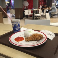 Photo taken at KFC by Gitoatm on 11/22/2015
