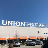 Снимок сделан в Union Market пользователем Ashley R. 3/22/2017