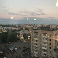 Снимок сделан в Skybar Manhattan пользователем Анастасия Л. 5/14/2017