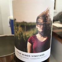 3/19/2017에 Teresa G.님이 Four Winds Vineyard에서 찍은 사진