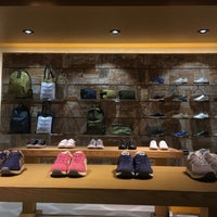 Onitsuka Tiger 三宮 中央区 神戸市 兵庫県