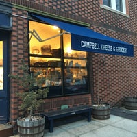 12/31/2016에 Hiroko T.님이 Campbell Cheese &amp;amp; Grocery에서 찍은 사진
