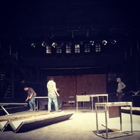 Foto diambil di Iliauni Theatre | ილიაუნის თეატრი oleh Geørge C. pada 1/18/2014