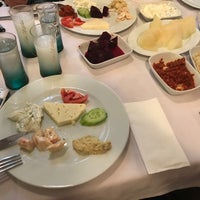 Photo taken at Mahzen Restaurant by Cüneyt B. on 10/21/2017