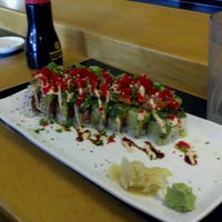 Снимок сделан в IMURA Japanese Restaurant пользователем Cuauhtemo M. 11/8/2012