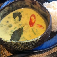Foto scattata a Sawadee Thai Cuisine da Yan C. il 9/24/2018