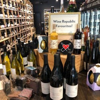 Photo taken at Wine Republic by Yan C. on 3/11/2018