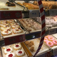 Photo taken at Mister Donut by Jan . on 12/6/2014