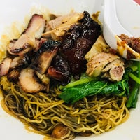 Photo taken at Hiang Ji Roasted Meat &amp;amp; Noodle House by CY W. on 6/30/2018