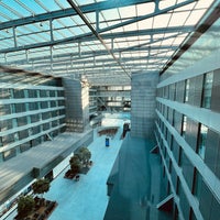Foto diambil di Hilton Garden Inn Frankfurt Airport oleh CY W. pada 8/5/2022