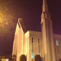 Photo taken at Iglesia Ni Cristo - Locale of Forest Hills by Won Ha J. on 11/23/2012