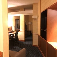 Foto tirada no(a) Fairfield Inn &amp;amp; Suites by Marriott Newark Liberty International Airport por Yuya S. em 2/14/2023