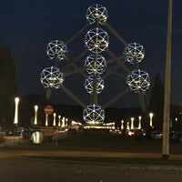 Photo taken at ibis Brussels Expo Atomium by Bugra on 11/1/2017
