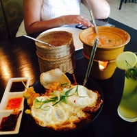 Photo taken at Shang Thai شانج ثاي by Trixy on 10/9/2015