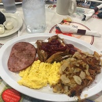 Photo taken at Breakfast Queen by Doc P. on 7/14/2018