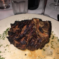 Photo taken at Hal&amp;#39;s &amp;quot;The Steakhouse by Michael P. on 1/18/2020