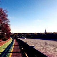 Photo taken at Luzhnetskaya Embankment by Gringo on 5/8/2013