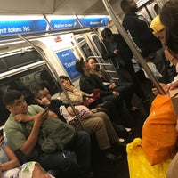 Photo taken at MTA Subway - 52nd St/Lincoln Ave (7) by Dulcy T. on 9/11/2017