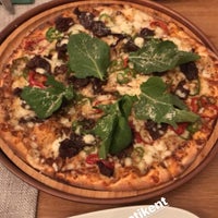 Foto tirada no(a) Pizza Silla por Şahika Dilan T. em 10/16/2017
