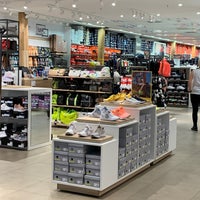 Photo taken at DEICHMANN by Beate P. on 3/9/2020