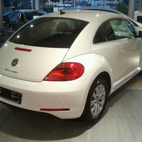 Photo taken at Volkswagen Automobile Berlin Spandau by A A. on 1/18/2013