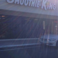Photo taken at Smoothie King by Angel M. on 11/26/2014