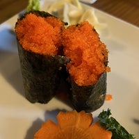 Foto scattata a Urban Thai &amp;amp; Sushi Restaurant da Fernando M. il 1/9/2022