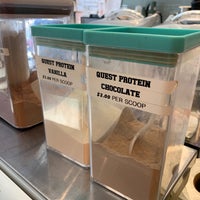 Photo taken at Essen Fast Slow Food by George G. on 7/22/2019