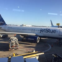 Photo taken at jetBlue Ticket Counter by Shy M. on 8/4/2017