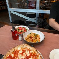 Photo taken at Union Pizza Works by Minji K. on 5/5/2022