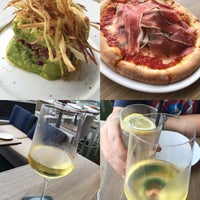 Foto tomada en Spasso Italian Bar and Restaurant  por Ellie M. el 5/6/2016