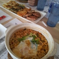Foto diambil di Ñam Ñam Korean Snack Cuisine oleh Carlos M. pada 12/4/2012