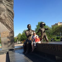Photo taken at Площадь Металлургов by Olga E. on 5/8/2016