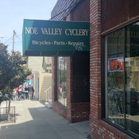 Photo taken at Noe Valley Cyclery by Manabu K. on 6/15/2014