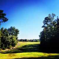Foto tirada no(a) Emerald Lake Golf Club por Zac em 9/23/2012