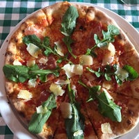 Foto tirada no(a) L&amp;#39; Artista por Gonçalo V. em 12/30/2017