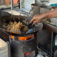 Photo taken at Siam Road Charcoal Char Koay Teow by Gene S. on 4/6/2023
