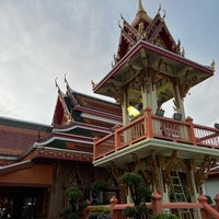 Photo taken at Wat Nuan Chan by Thitipong s. on 5/12/2022